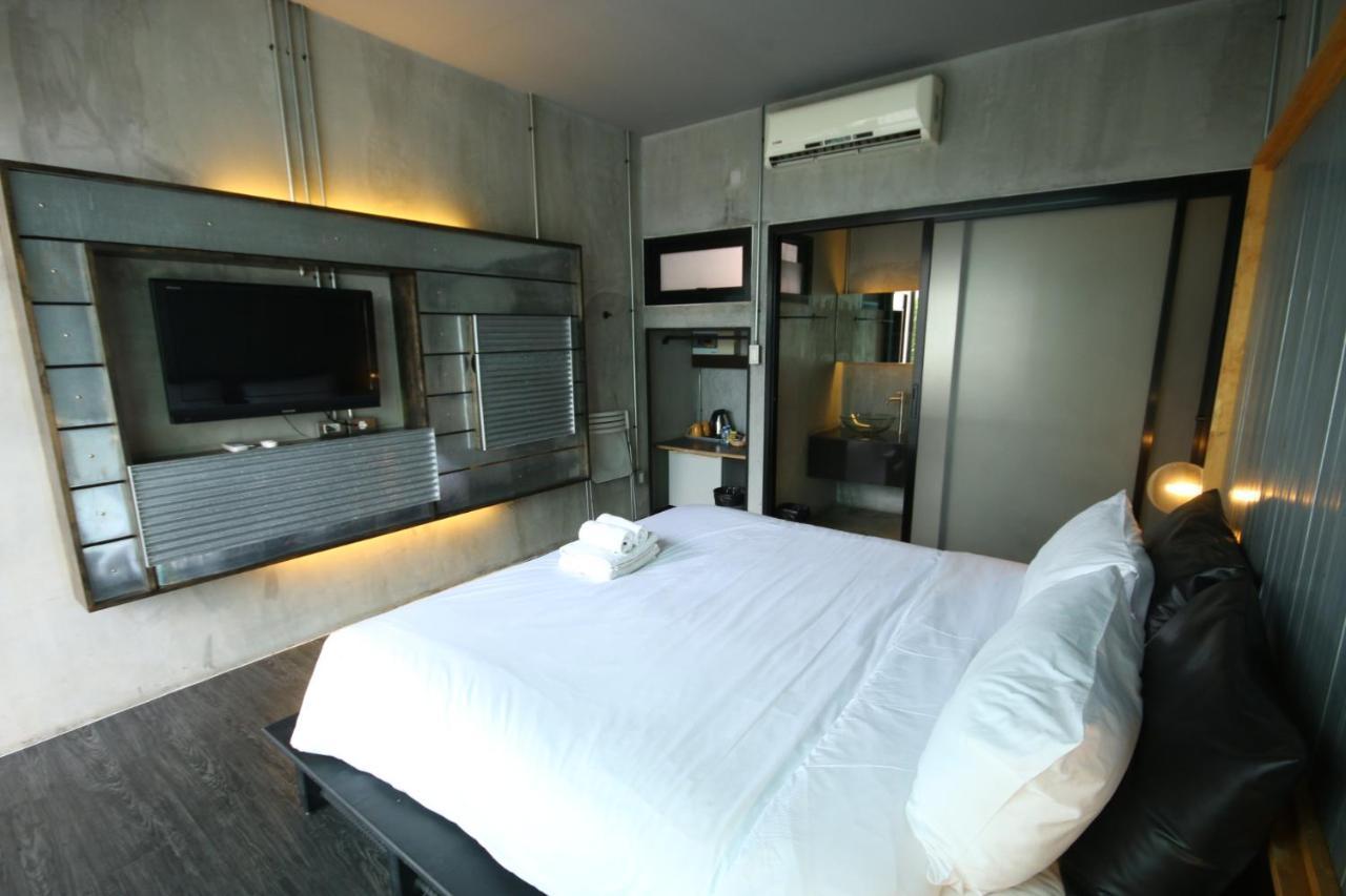 BED STOP Hotel Chiangmai Chiang Mai Bagian luar foto
