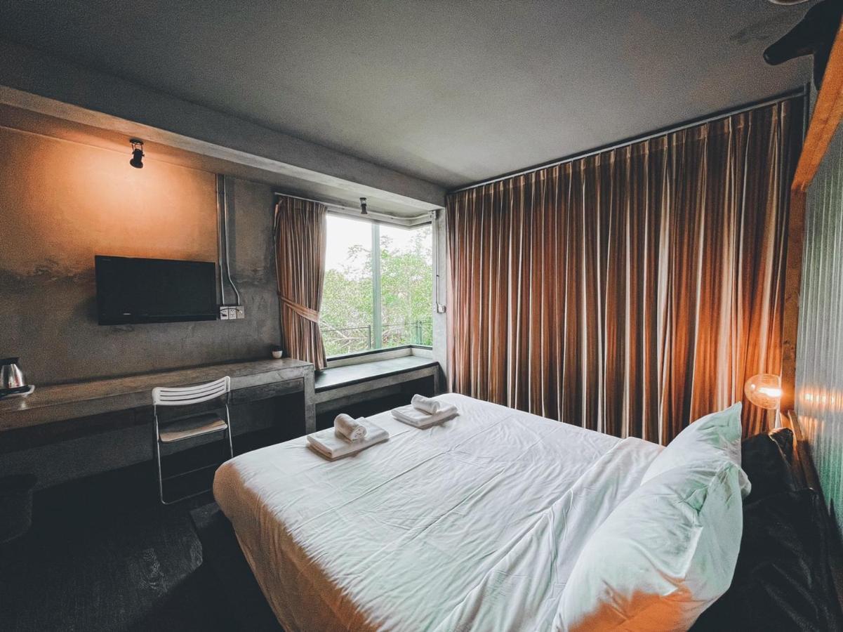 BED STOP Hotel Chiangmai Chiang Mai Bagian luar foto