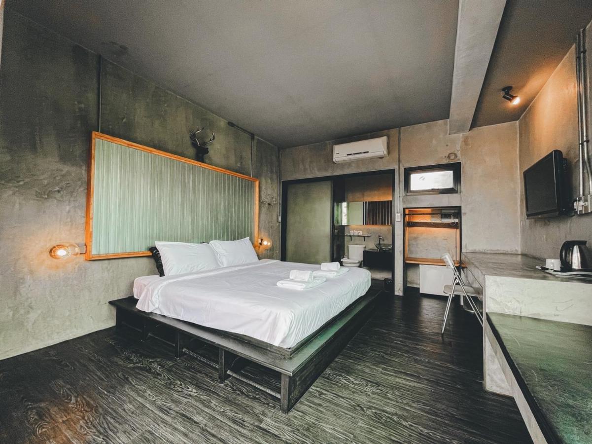 BED STOP Hotel Chiangmai Chiang Mai Bagian luar foto